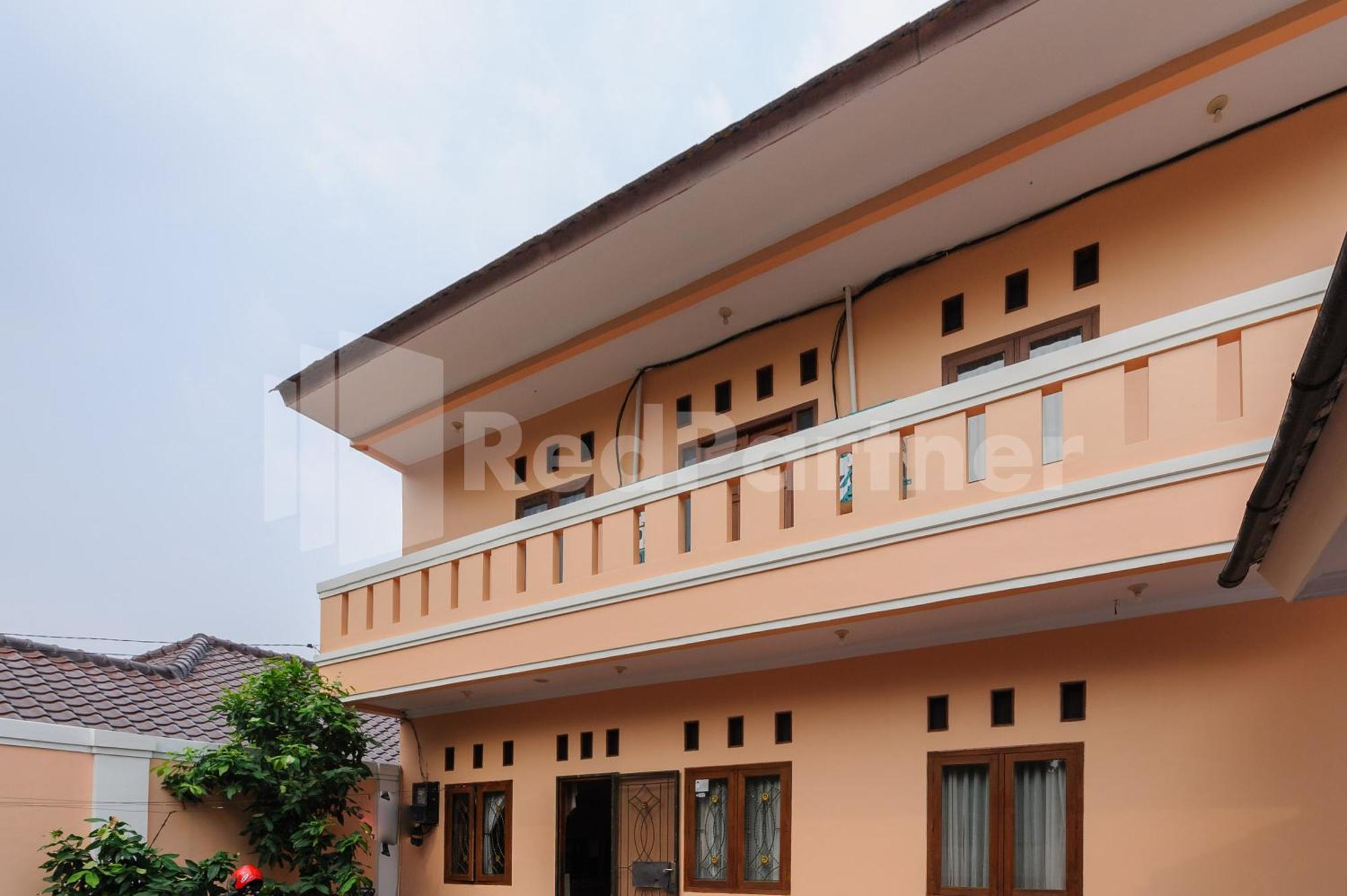 Pondok Cimanggu Syariah Mitra Reddoorz Bogor Exterior photo